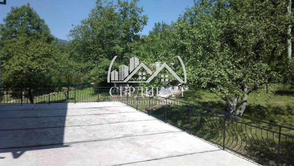 Продава се Къща в с. Лялинци, Област Перник - 300 кв.м за 255 €/кв.м - Снимка #10