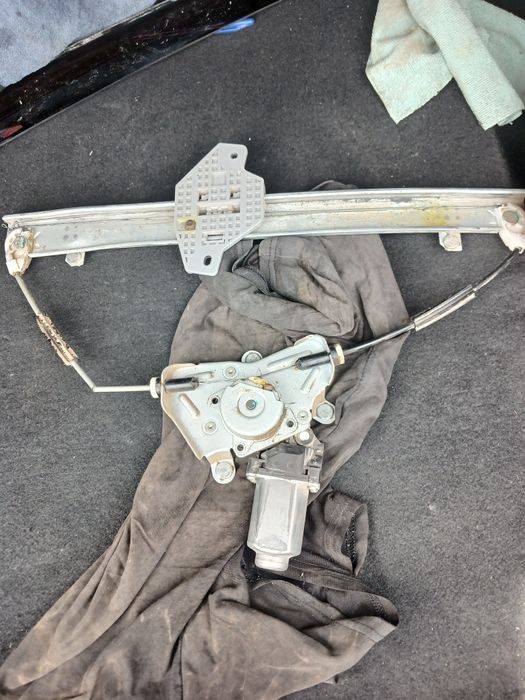 Продам стеклоподьемник