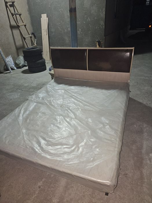 Продам кровать двухспалку