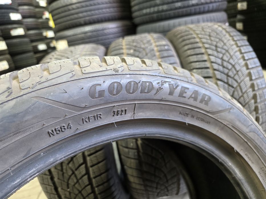 235/50/19 GOODYEAR 4бр