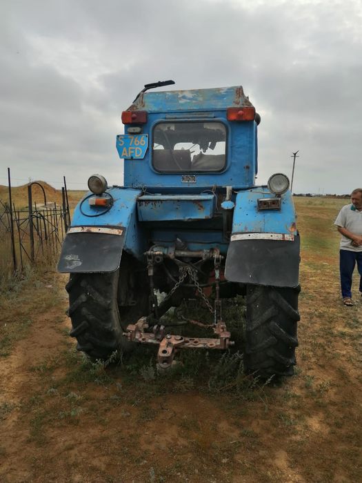 Продам трактор
