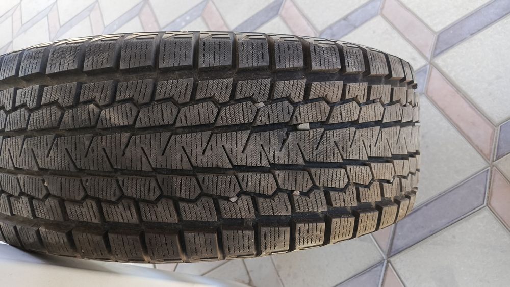 245/55R19 толька 1 остался