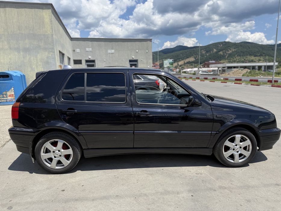 Продавам vw golf 3