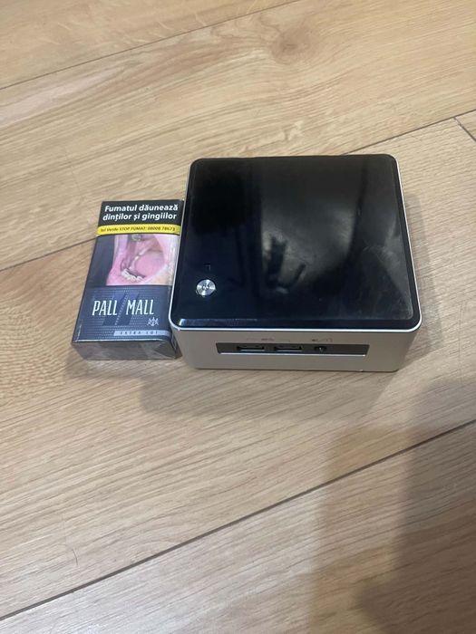 Mini PC I3  8GB M2 120 GB