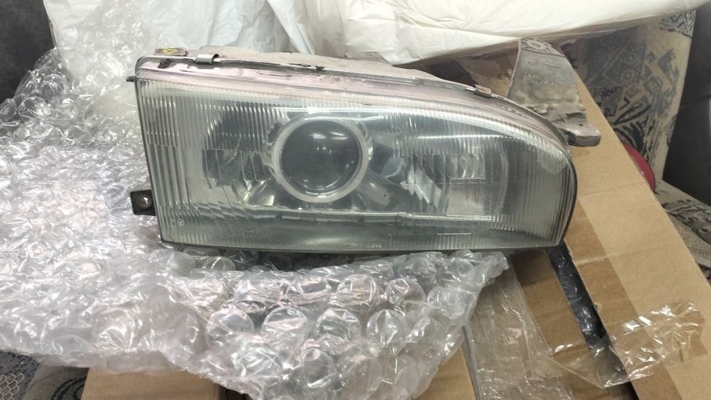 Ппродам фары на тайота кузов ае100