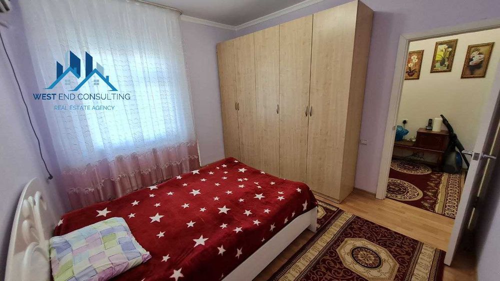 Сдам 4 комн.Госпитальный. Rent 4-room apartment near the Mirabad bazar