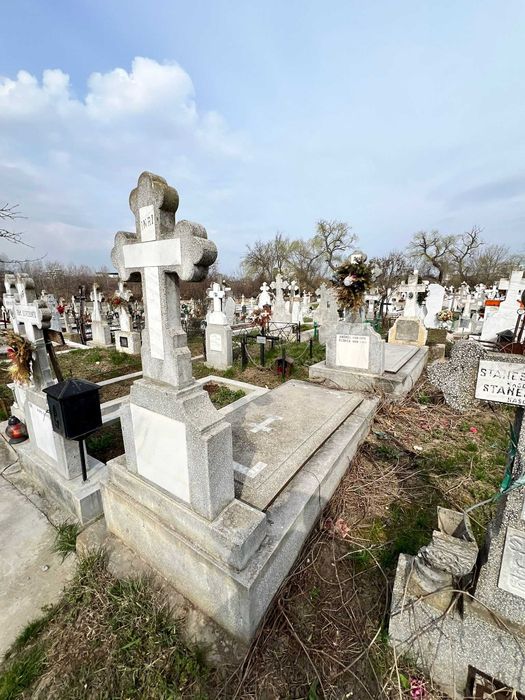 Loc de veci / Cripta 2 locuri - Cimitir Bucurestii Noi