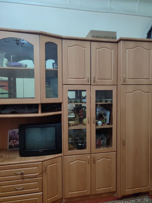Mebel garnitur shkaf