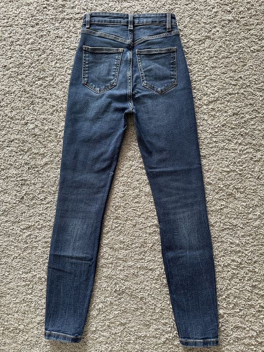 Продаются джинсы ZARA