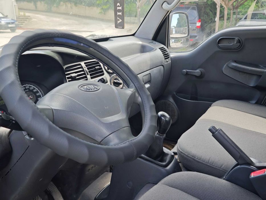 Товарен автомобил КИА К2500 2.5TCI