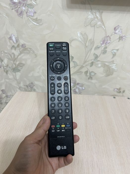 Продам телевизор LG