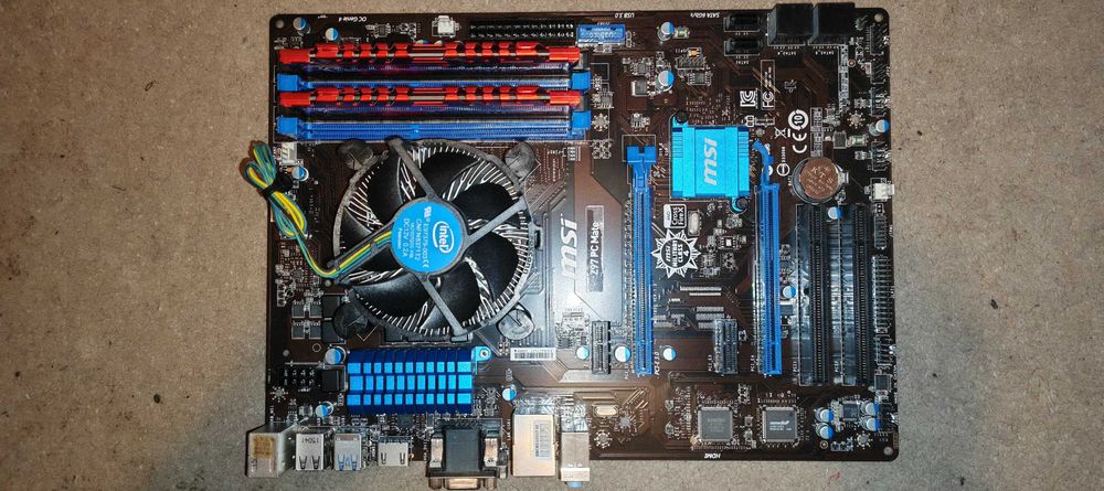 Kit compus din placa de baza+procesor I7+memorie ddr3+cooler