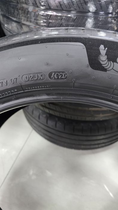 265/45/R20 Michelin primacy⁴