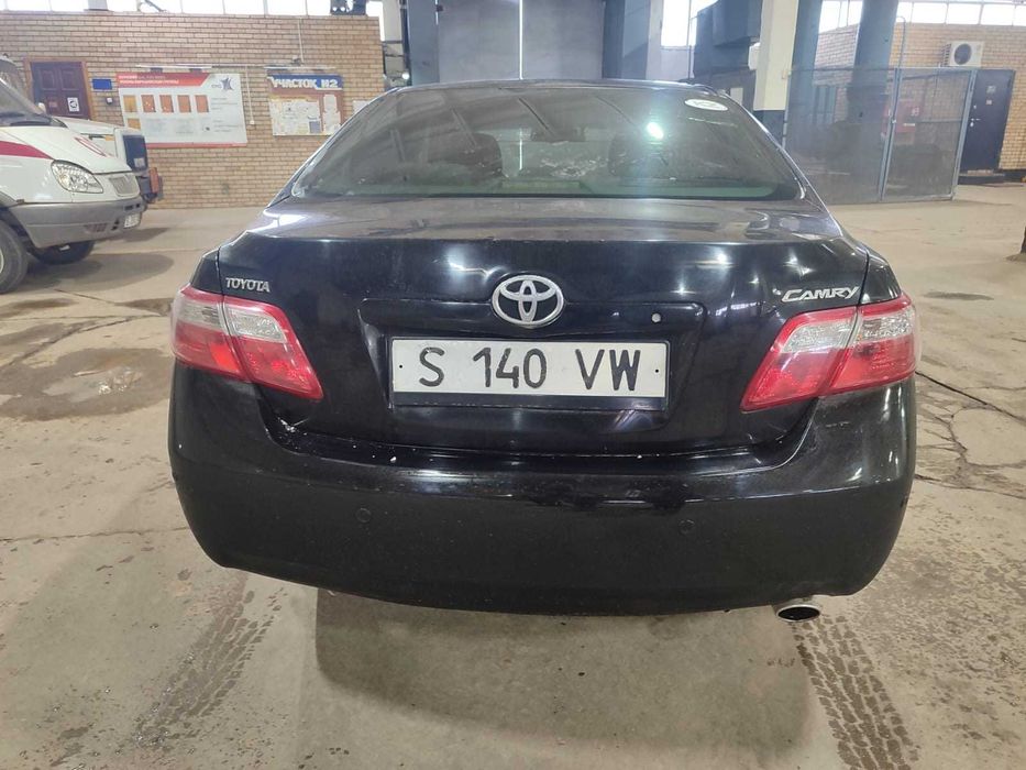 Автомобиль TOYOTA CAMRY-40