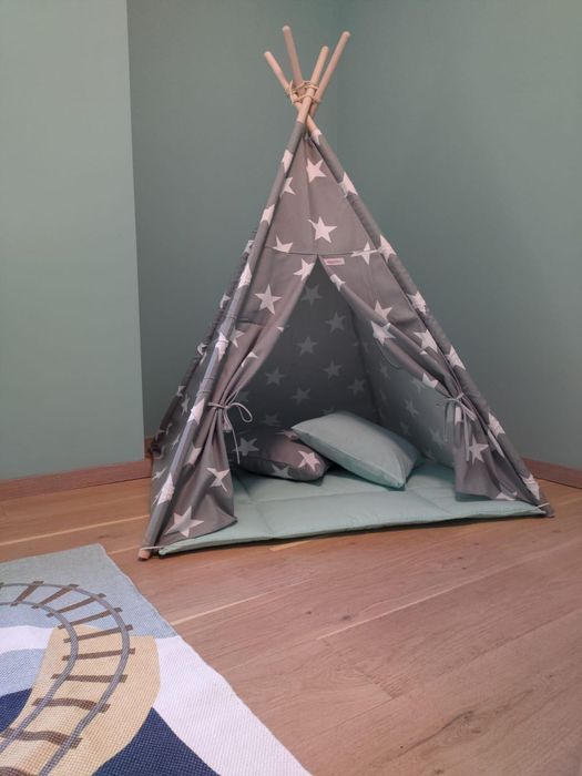 Cort Teepee Bunny Boo Big Stars
