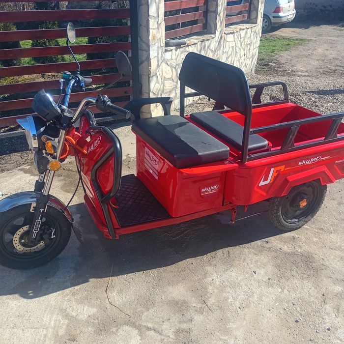 Tricicle electric skyjet