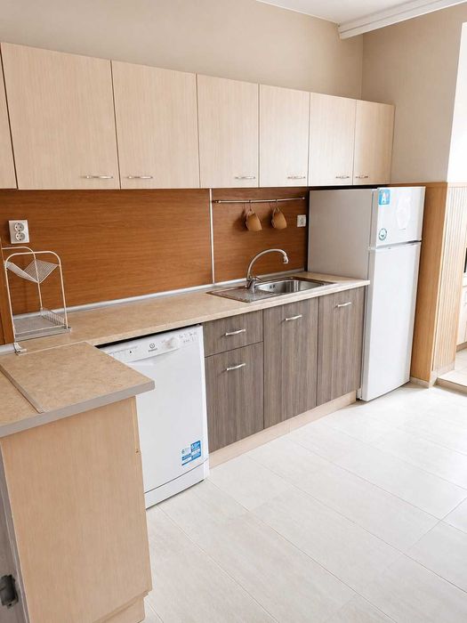 Дава се под наем Тристаен апартамент в Пловдив, Център - 72 кв.м за 380 € - Снимка #3