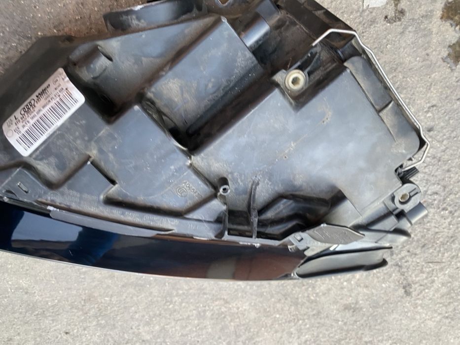 Audi A5 фарове фар ксенон биксенон LED 8t0941004