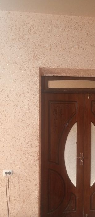 Срочно уй сотилади 6 сотихли 6 хонали вариантлар бор килишамиз