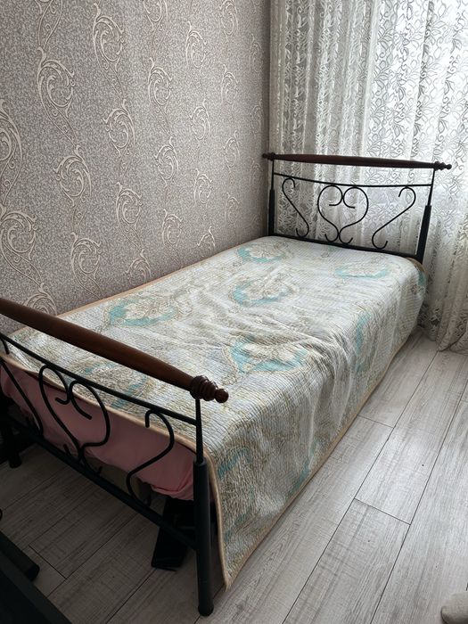 Кровать в отличном состоянии