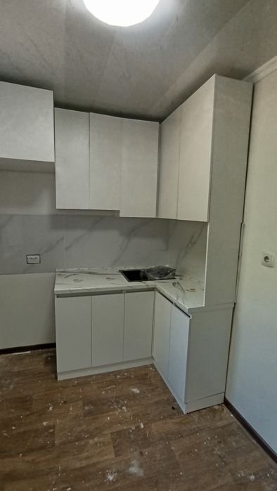 3бөлмелі квартира сатылады.
