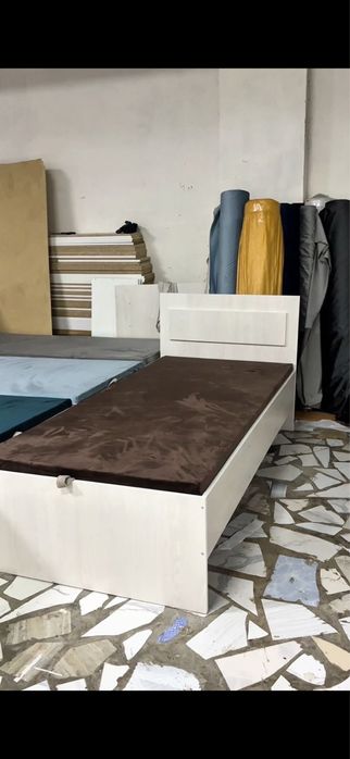 Односпальная кровать