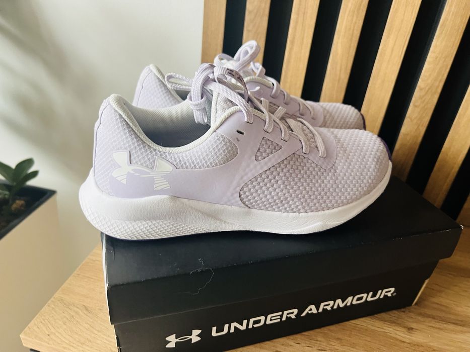 Under armour в отлично състояние 38