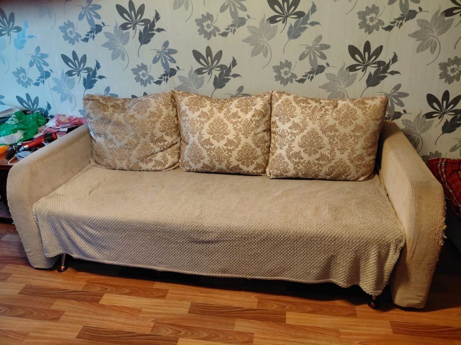 Продам диван 2.35м