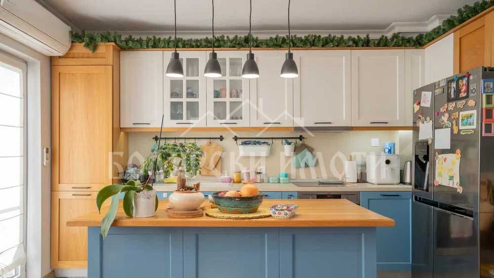 Продава се Четиристаен апартамент в Велико Търново, Бузлуджа - 158 кв.м за 1519 €/кв.м - Снимка #3