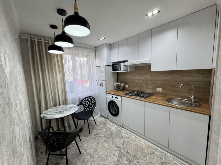 Квартира Новомосковская 1/2/5 Евроремонт 28м2