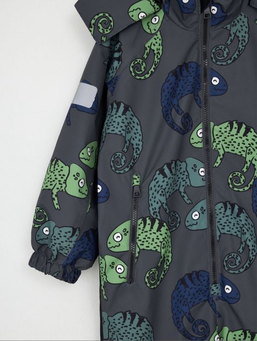 Демисезонный детский комбинезон для мальчика с капюшоном