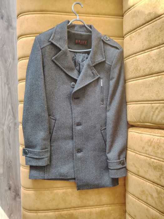 Пальто мужское демисезонное