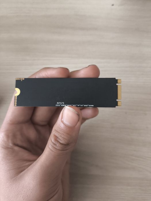 Продам ( ssd 2 tb )
