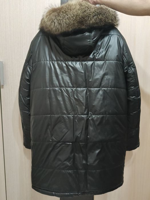 Продам зимнюю куртку