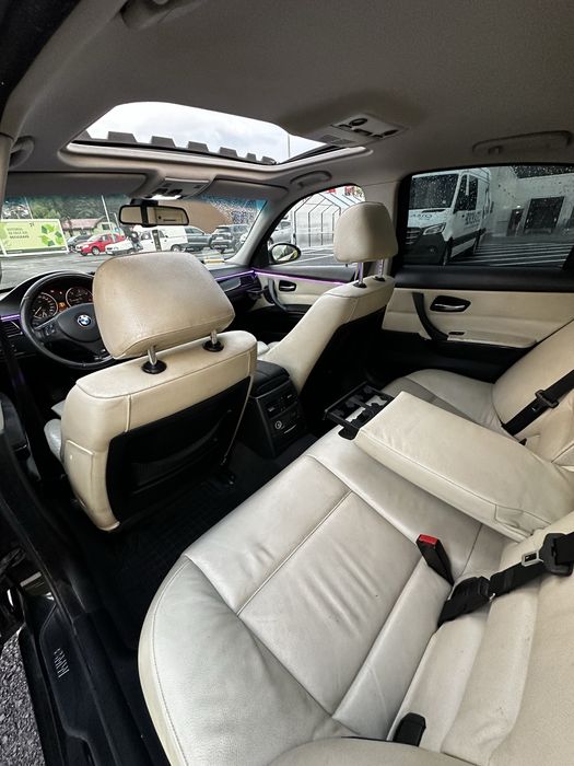 BMW E90 320d M47 163 CP – 2007 Trapă/Xenon/Navigatie/Piele