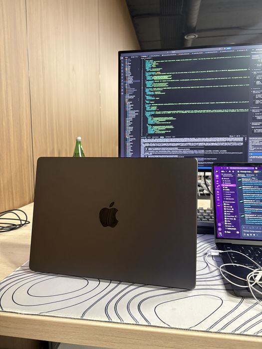 MacBook Pro M4 16/512