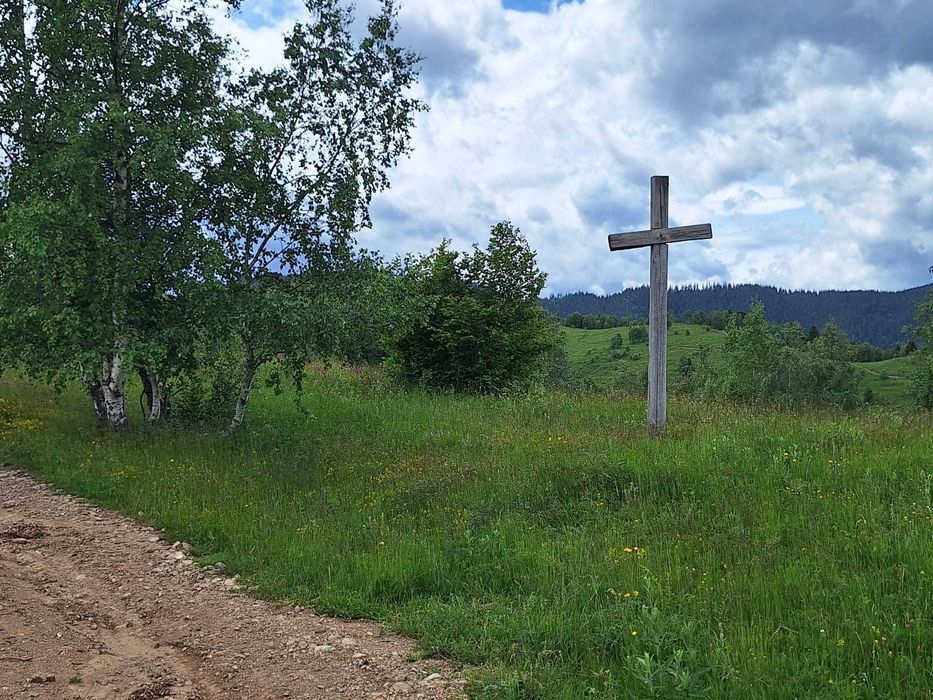 Vând teren extravilan Frasinet - Muntele Sacelului
