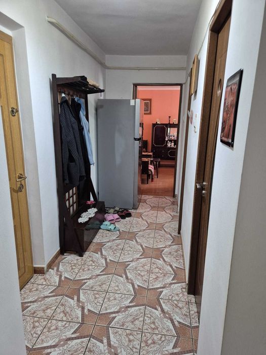 Vând Apartament 2 camere + dependințe