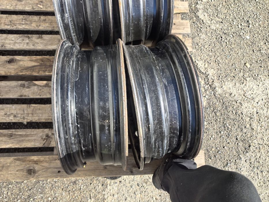 16 цола 5 х 118 мм Фиат / Пежо / Ситроен / Ивеко - 6 инча / ЕТ 68