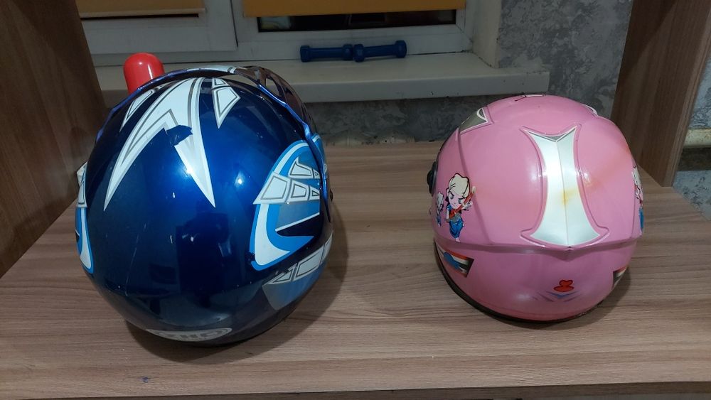 Продам каску для мото