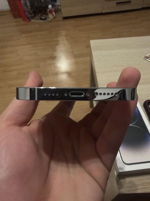 Iphone 14 Pro Max silver