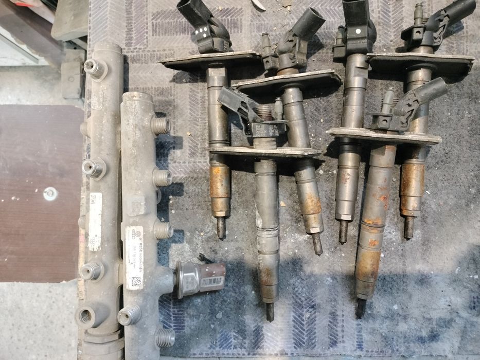 Injectoare 3.0 diesel vw phaeton/touareg euro 5 cexa/casa