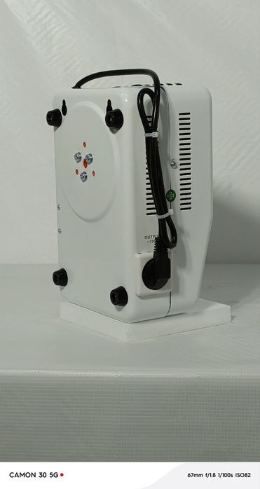 Stabilizator Стабилизатор ANDELI 1KVA 110-250V