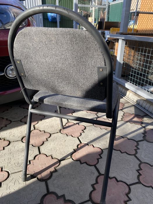 Офисное кресло 3000 тг , 5000 тг