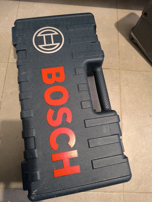 Fierăstrău tip sabie Bosch,  GSA 1300 PCE, uz profesional