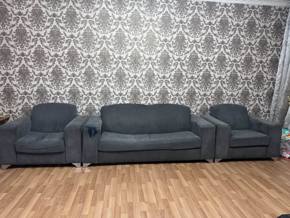 Диван для гостинной