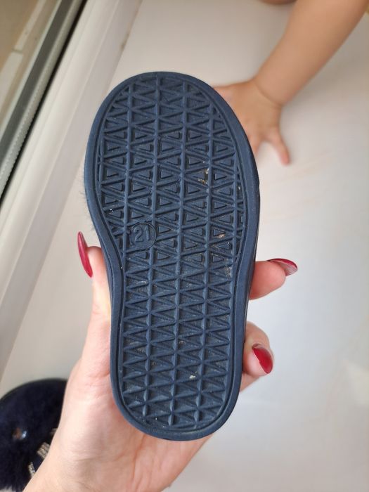 Продам туфельки р21