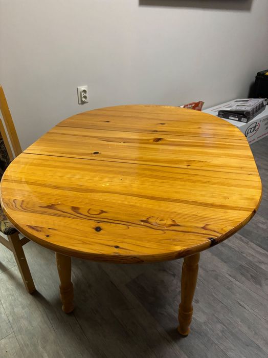 Холни дървени маси