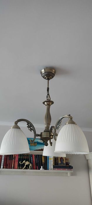 Lustra cu 3 brate