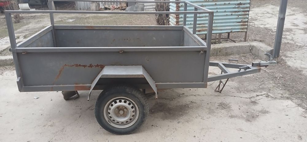 Авто прицеп сатылады.